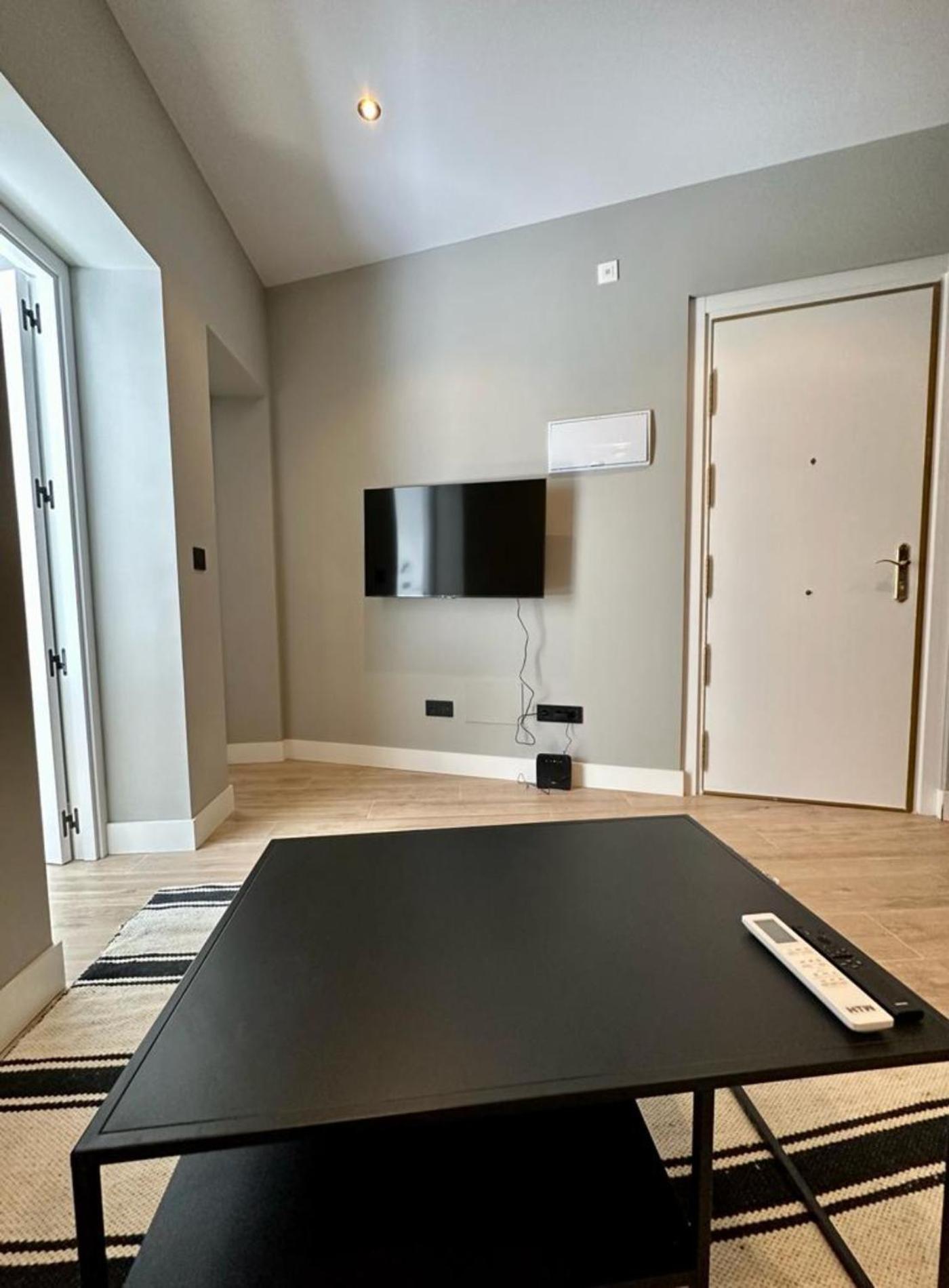 מדריד Central Apt De 2Hab Para 5Pax En Calle Silva E2 מראה חיצוני תמונה