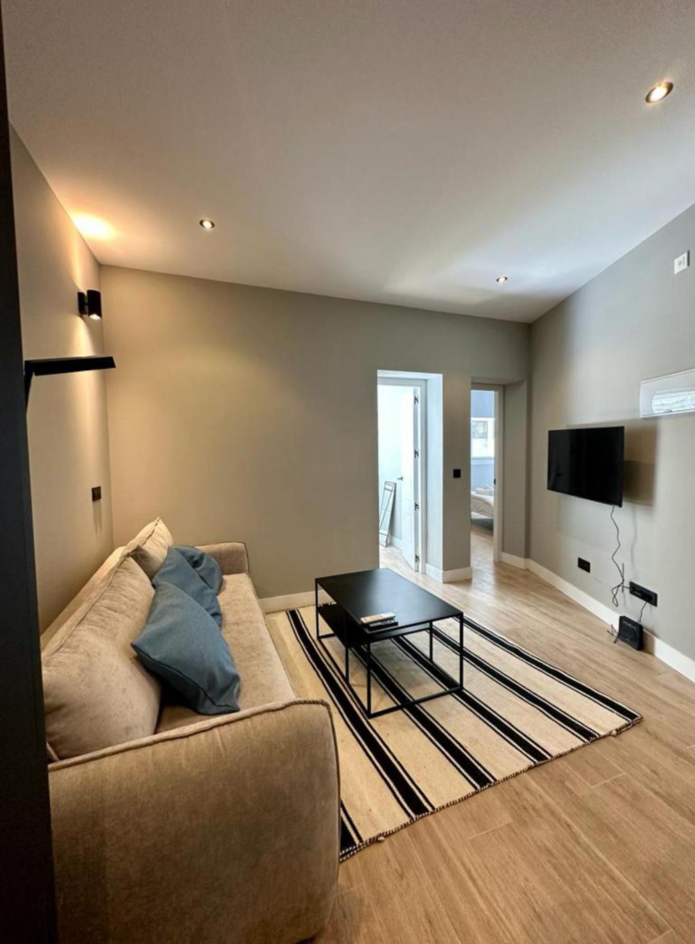 מדריד Central Apt De 2Hab Para 5Pax En Calle Silva E2 מראה חיצוני תמונה
