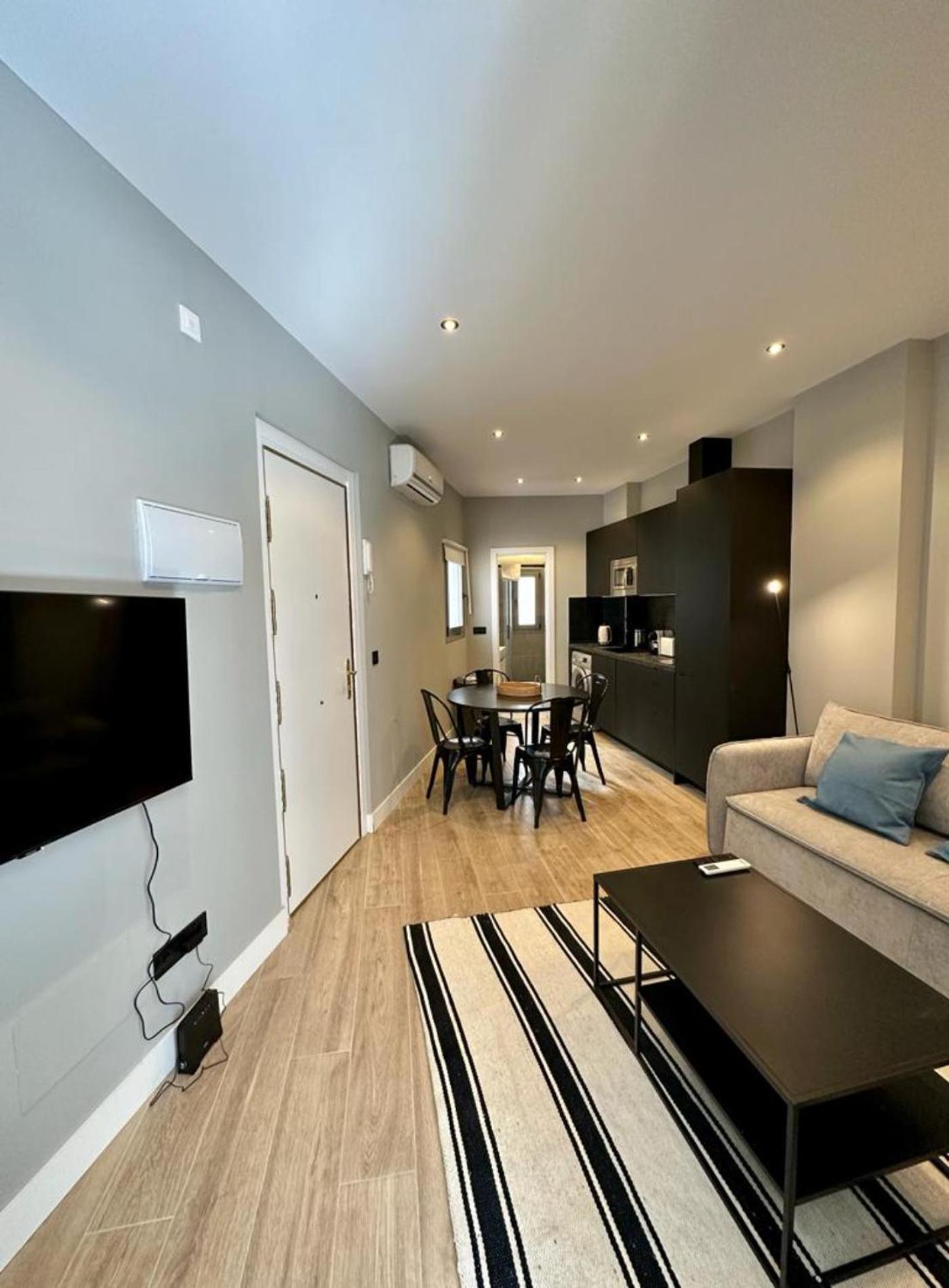 מדריד Central Apt De 2Hab Para 5Pax En Calle Silva E2 מראה חיצוני תמונה